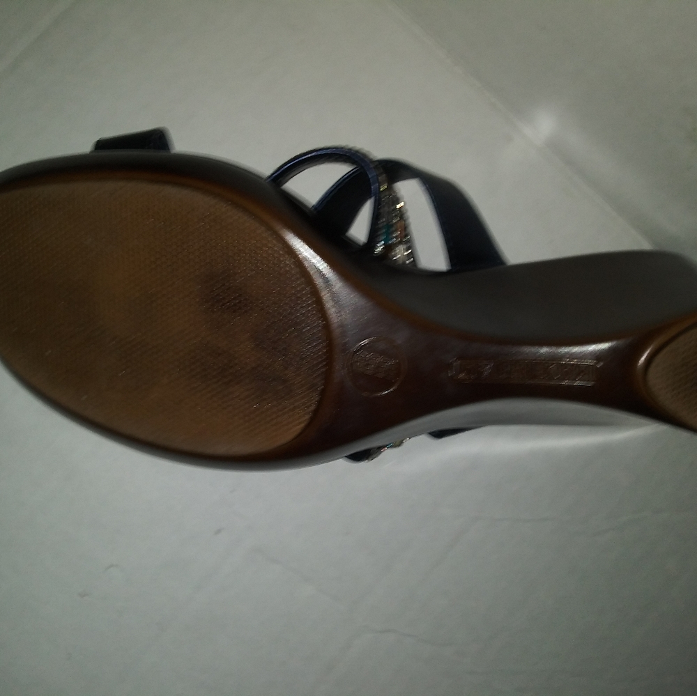 Italian Shoemaker - Picture 4 of 4